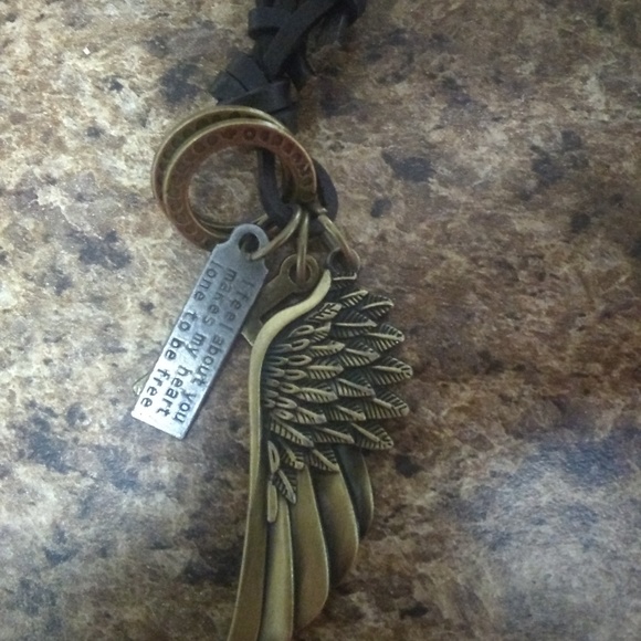 Necklace - Picture 3 of 3